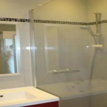 Baronnet Apartment *